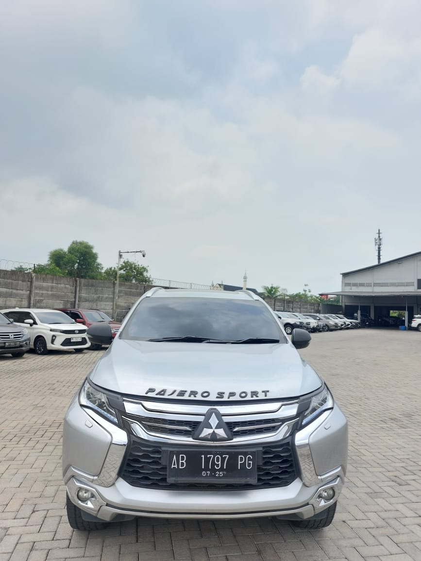 Second Hand 2016 Mitsubishi Pajero Second Hand 2016 Mitsubishi Pajero