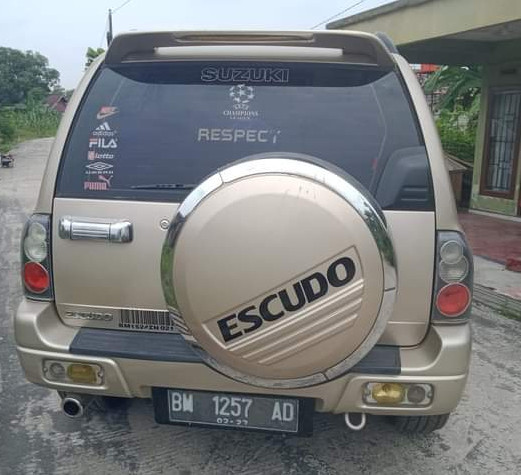 2004 Suzuki Escudo 2004 Suzuki Escudo