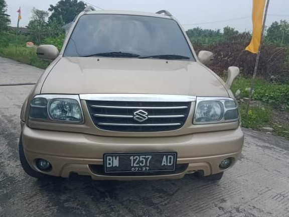 2004 Suzuki Escudo Bekas 2004 Suzuki Escudo Bekas