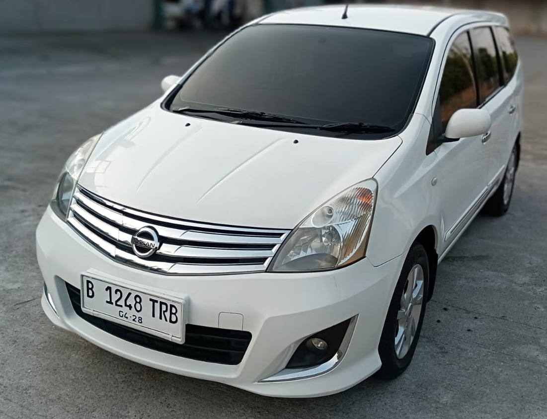 2013 Nissan Grand Livina 2013 Nissan Grand Livina