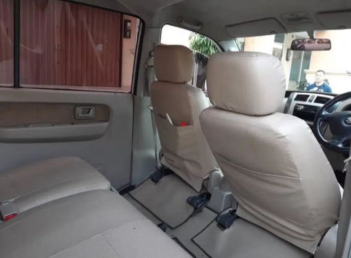 2013 Suzuki APV Arena 2013 Suzuki APV Arena