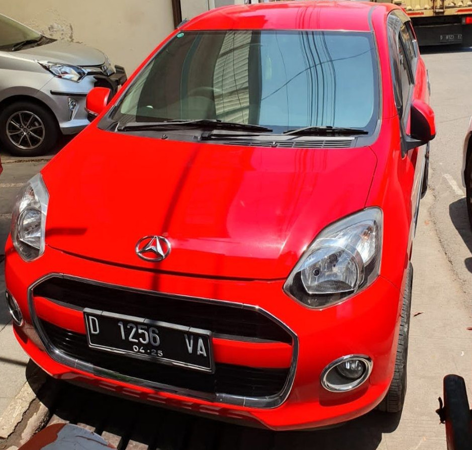 Second Hand 2015 Daihatsu Ayla  Second Hand 2015 Daihatsu Ayla