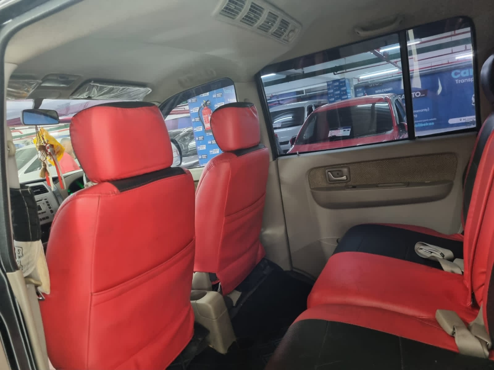 2012 Suzuki APV Arena 2012 Suzuki APV Arena