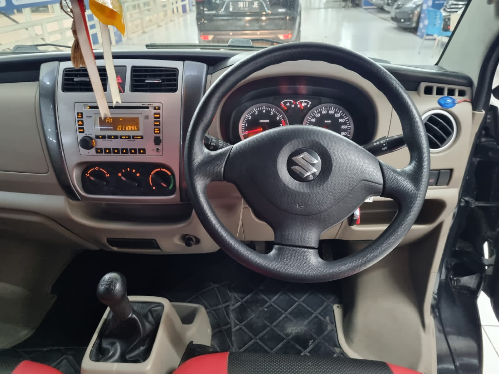 2012 Suzuki APV Arena 2012 Suzuki APV Arena