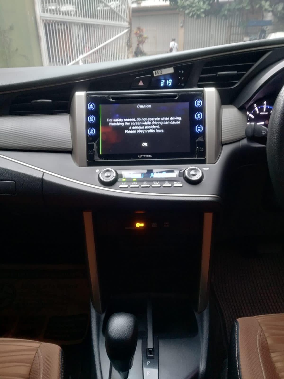 2017 Toyota Innova 2017 Toyota Innova