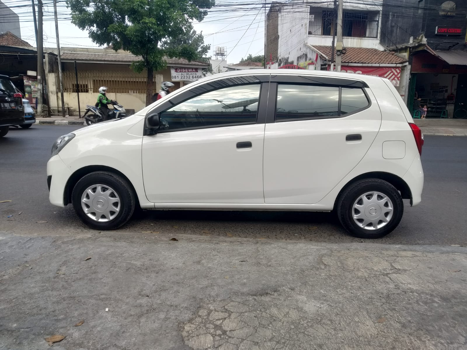 2022 Daihatsu Ayla  2022 Daihatsu Ayla