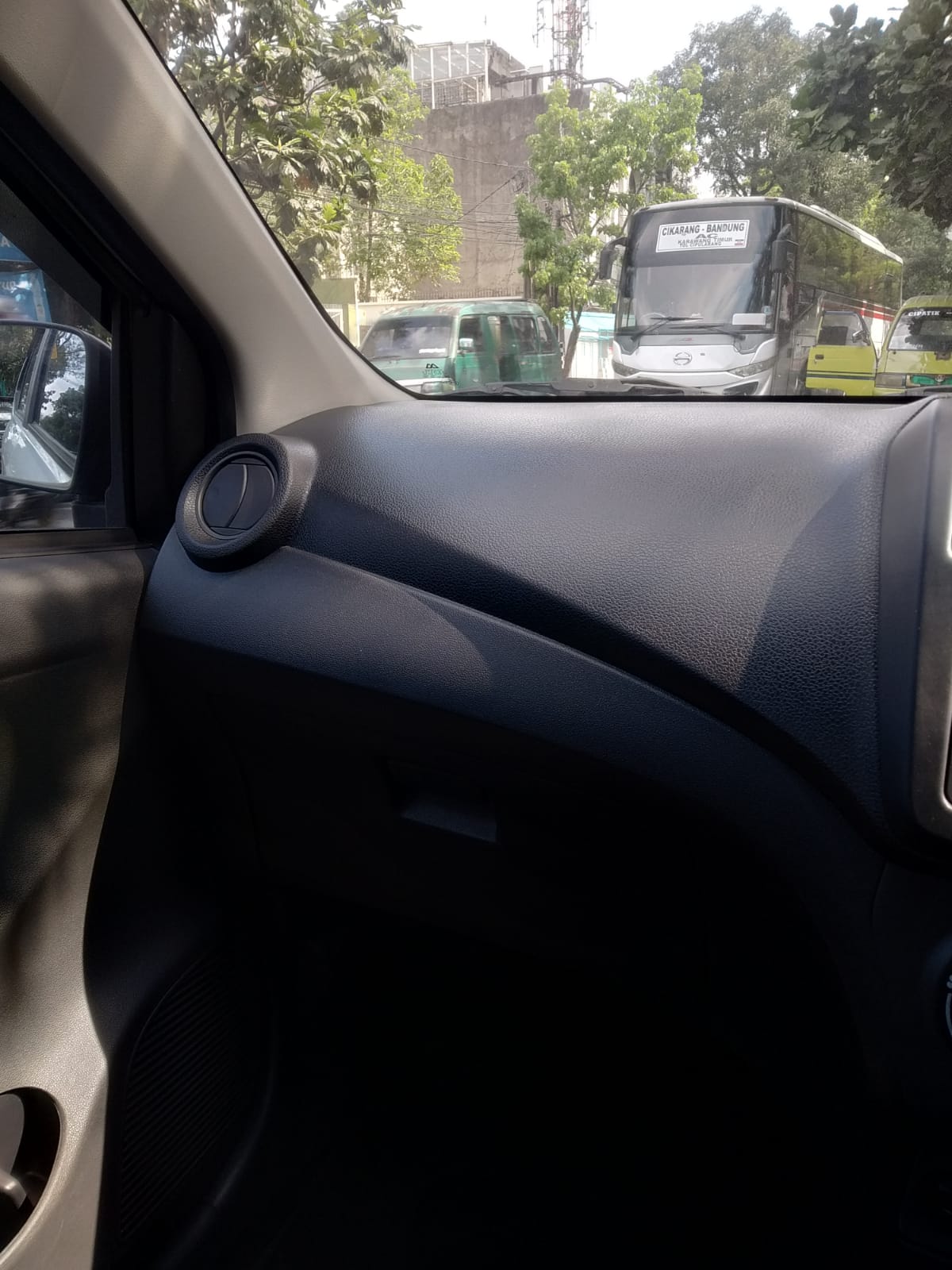 2022 Daihatsu Ayla  2022 Daihatsu Ayla