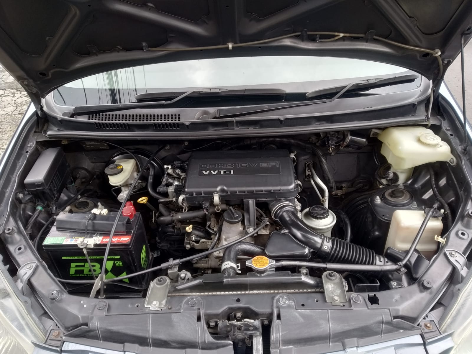 2010 Daihatsu Xenia 2010 Daihatsu Xenia