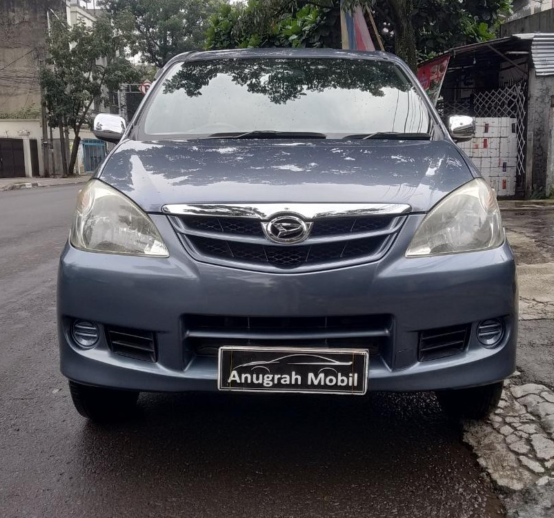 2010 Daihatsu Xenia Bekas 2010 Daihatsu Xenia Bekas