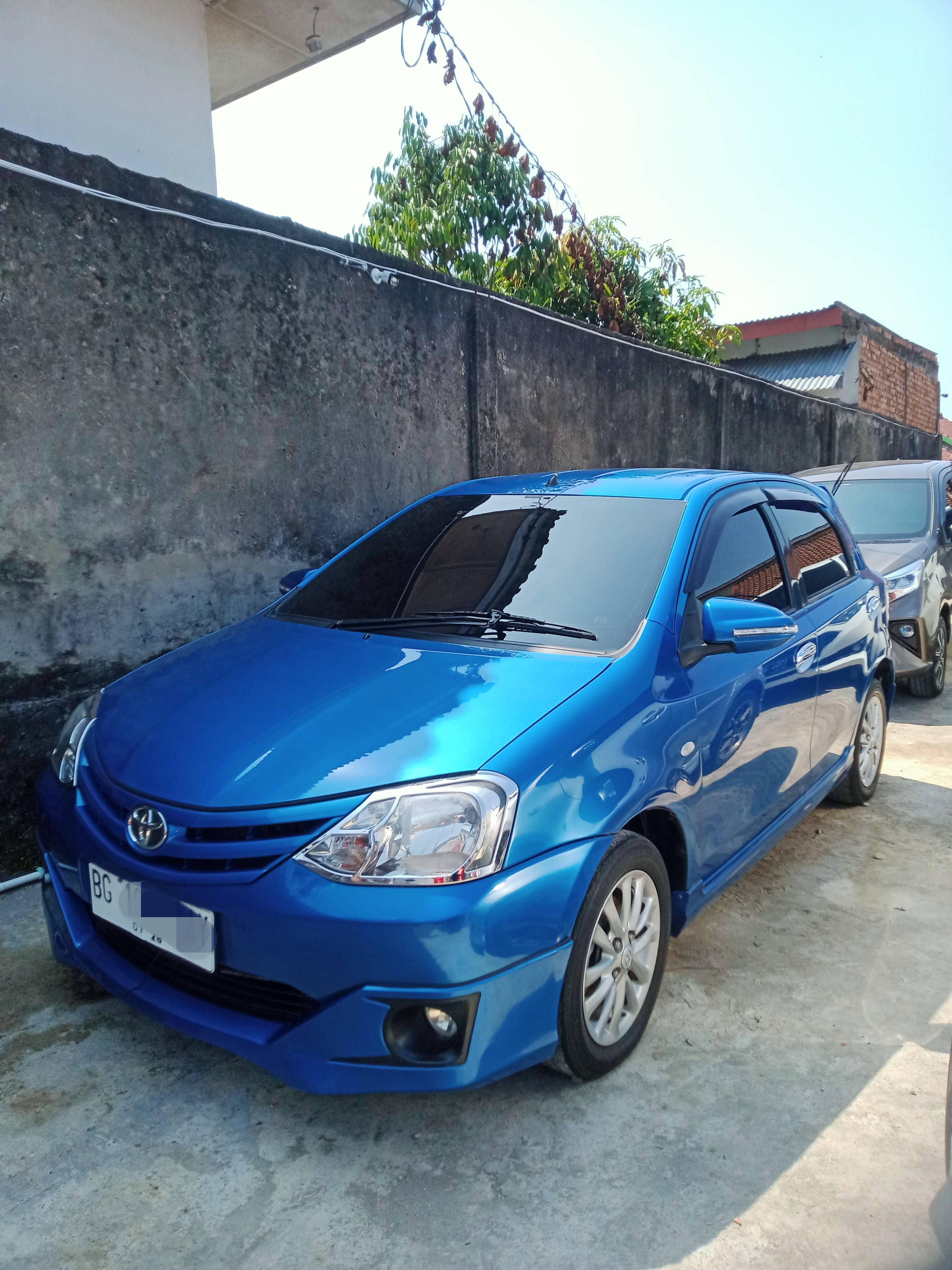 2013 Toyota Etios Valco 2013 Toyota Etios Valco