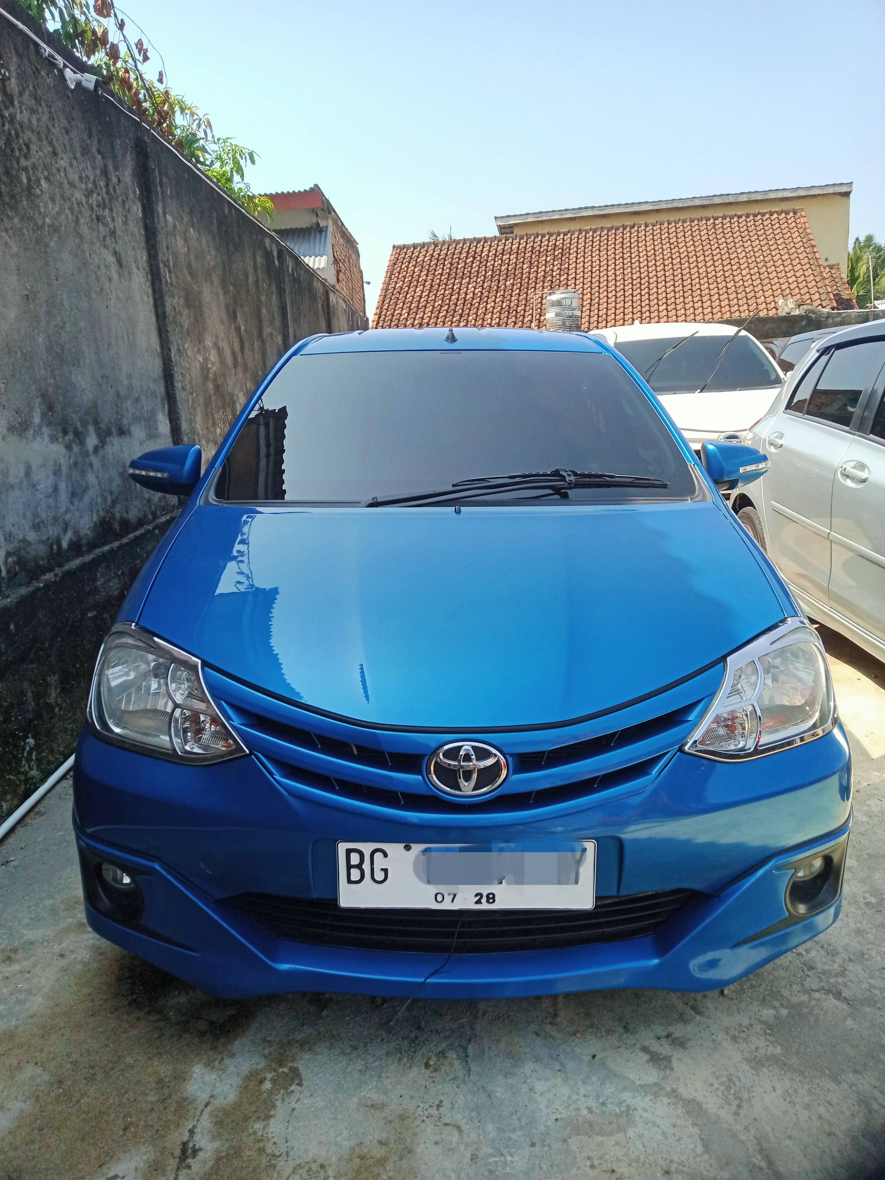 Second Hand 2013 Toyota Etios Valco Second Hand 2013 Toyota Etios Valco