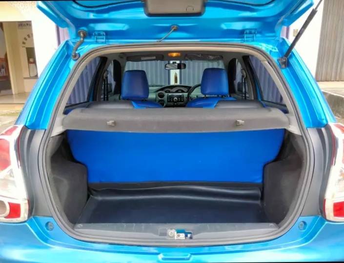 2013 Toyota Etios Valco 2013 Toyota Etios Valco