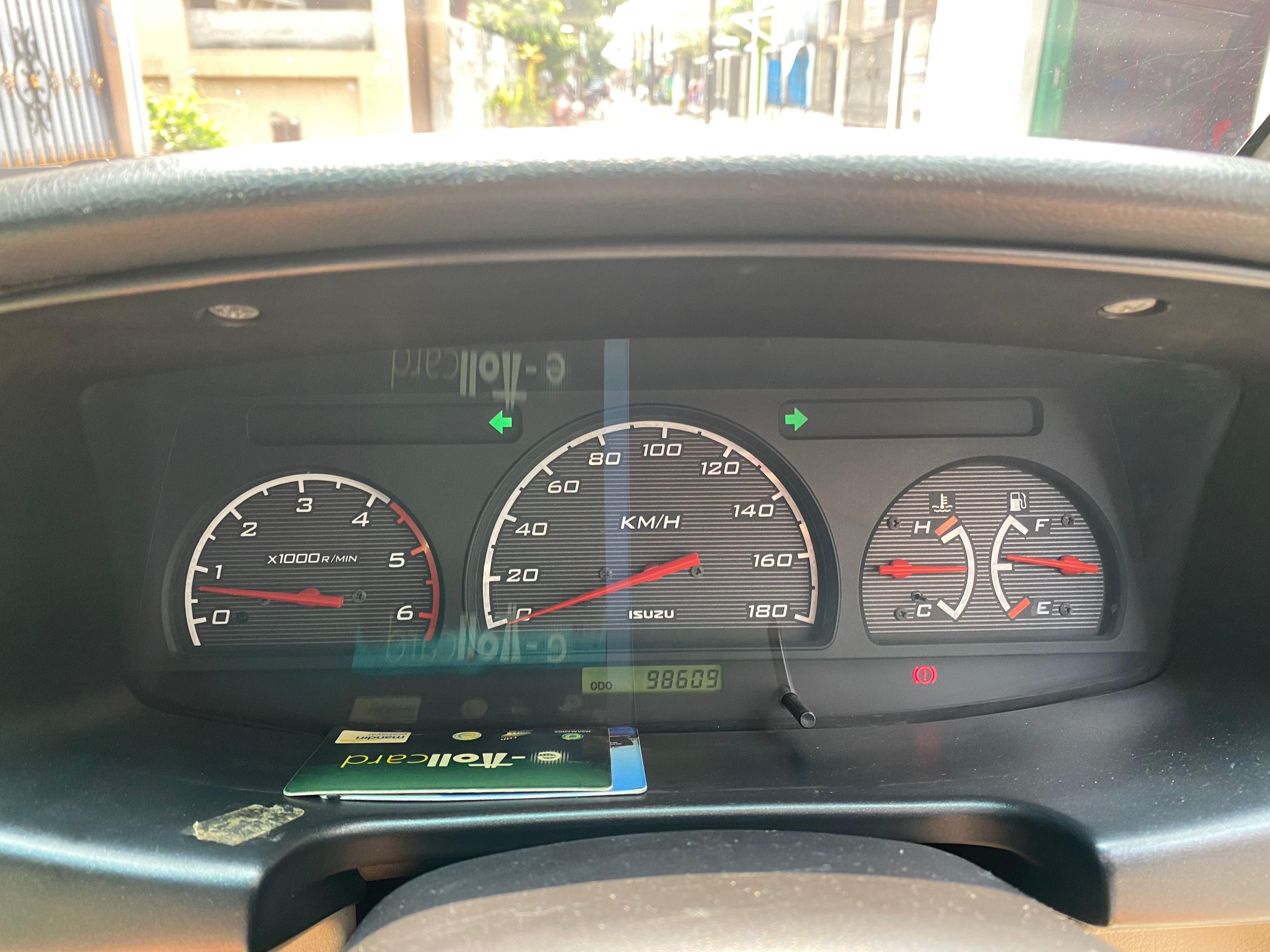 2009 Isuzu Panther 2009 Isuzu Panther