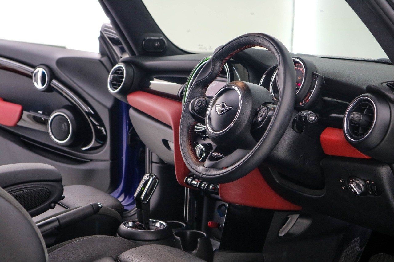 2019 MINI Cooper S 2019 MINI Cooper S