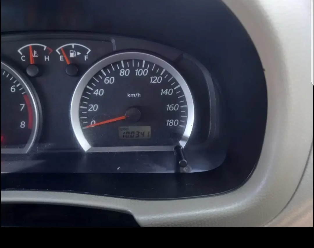 2013 Suzuki APV Arena 2013 Suzuki APV Arena