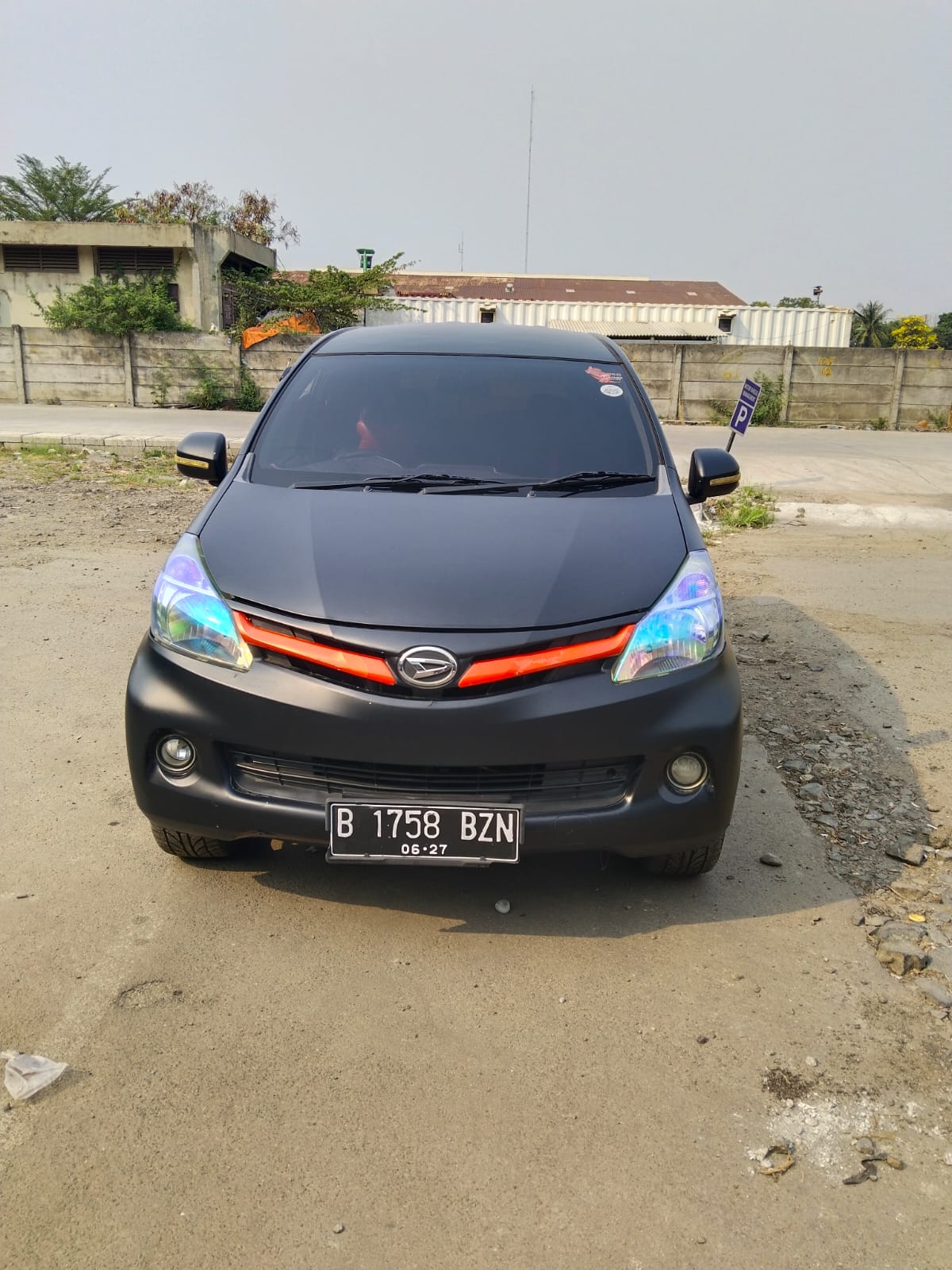 2012 Daihatsu Xenia 2012 Daihatsu Xenia