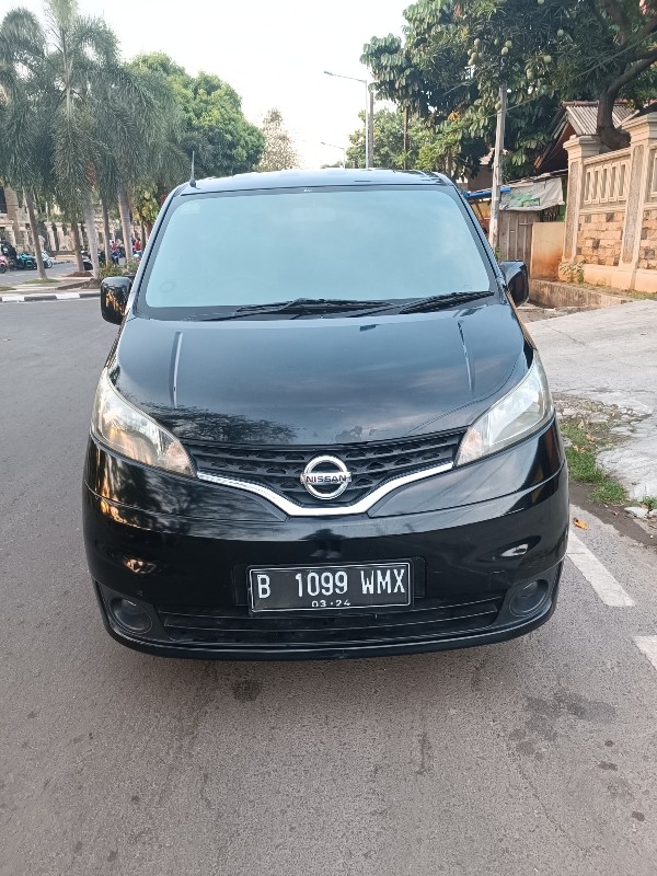 2012 Nissan Evalia