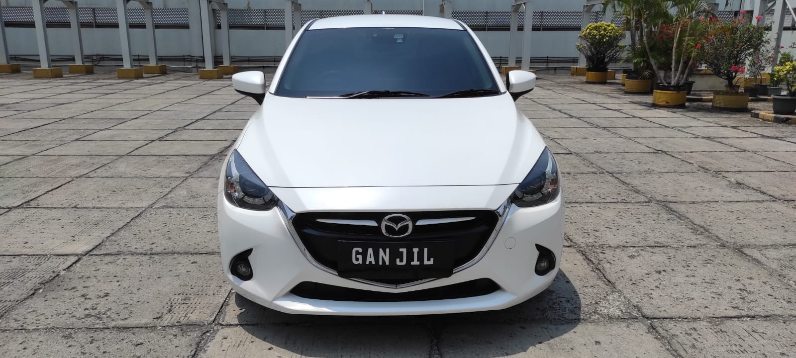 Second Hand 2016 Mazda 2 Second Hand 2016 Mazda 2