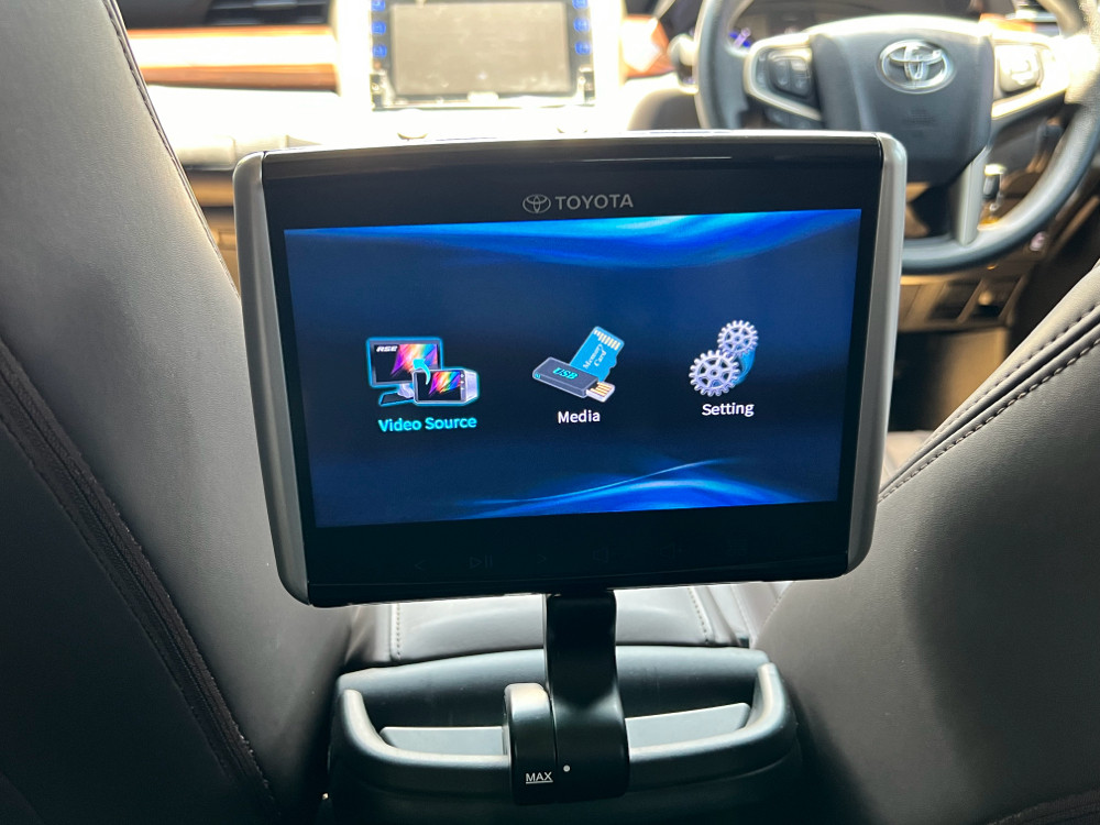 2019 Toyota Kijang Innova 2019 Toyota Kijang Innova