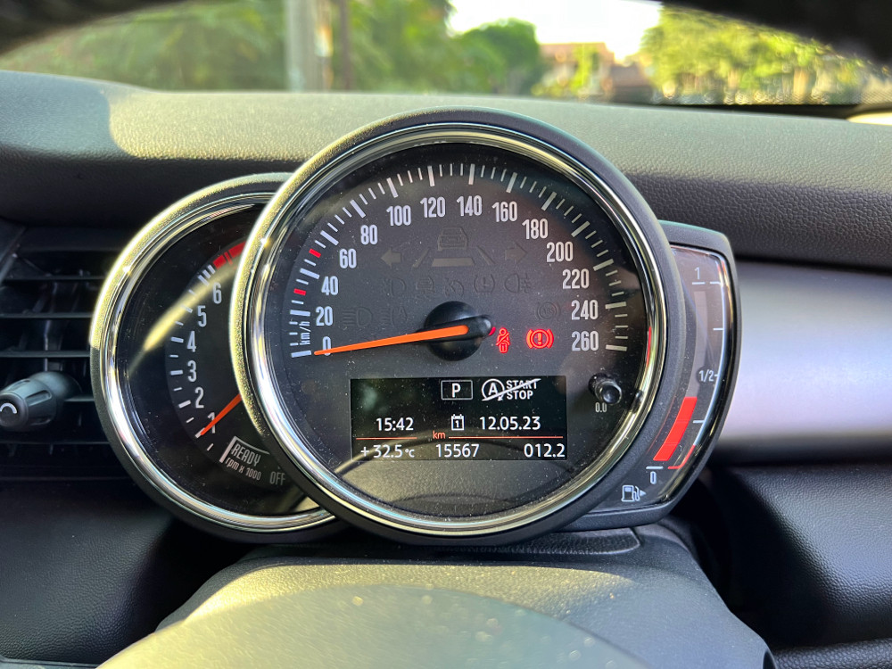 2017 MINI 3 Door 2017 MINI 3 Door