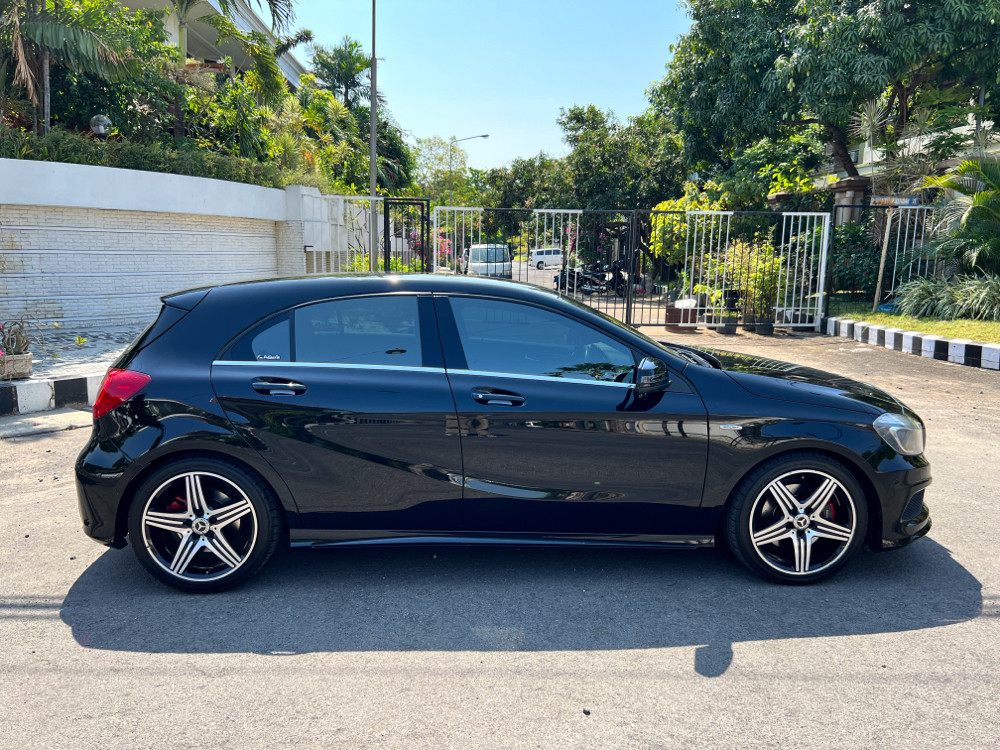 2014 Mercedes Benz A-Class 2014 Mercedes Benz A-Class