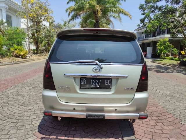 2005 Toyota Kijang Innova 2005 Toyota Kijang Innova