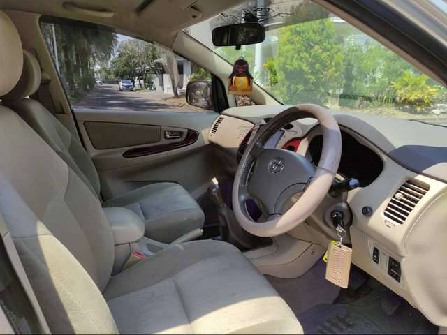 2005 Toyota Kijang Innova 2005 Toyota Kijang Innova