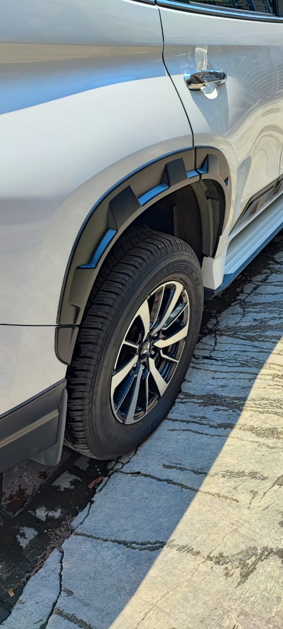 2020 Mitsubishi Pajero 2020 Mitsubishi Pajero