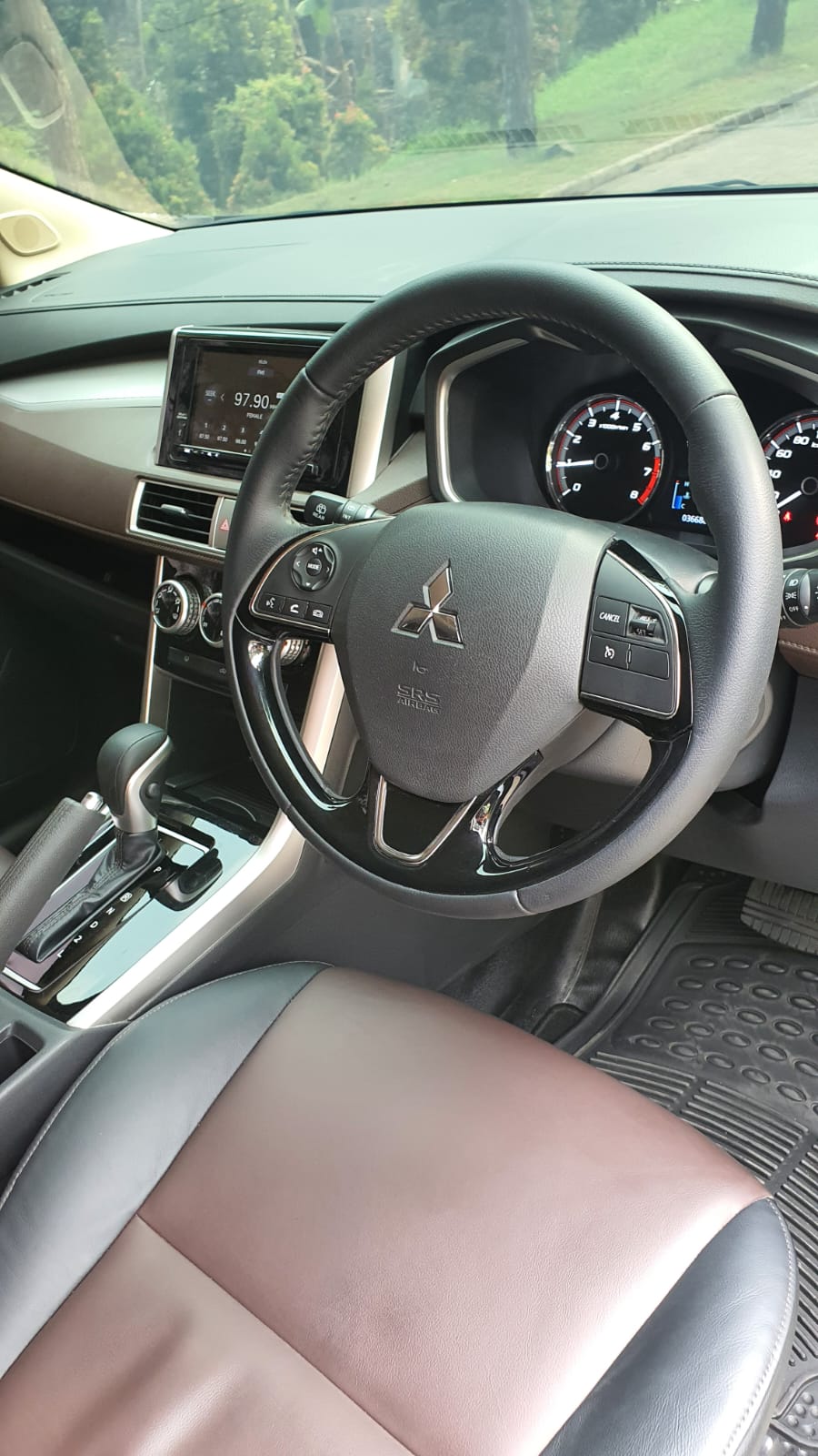 2021 Mitsubishi Xpander Cross 2021 Mitsubishi Xpander Cross