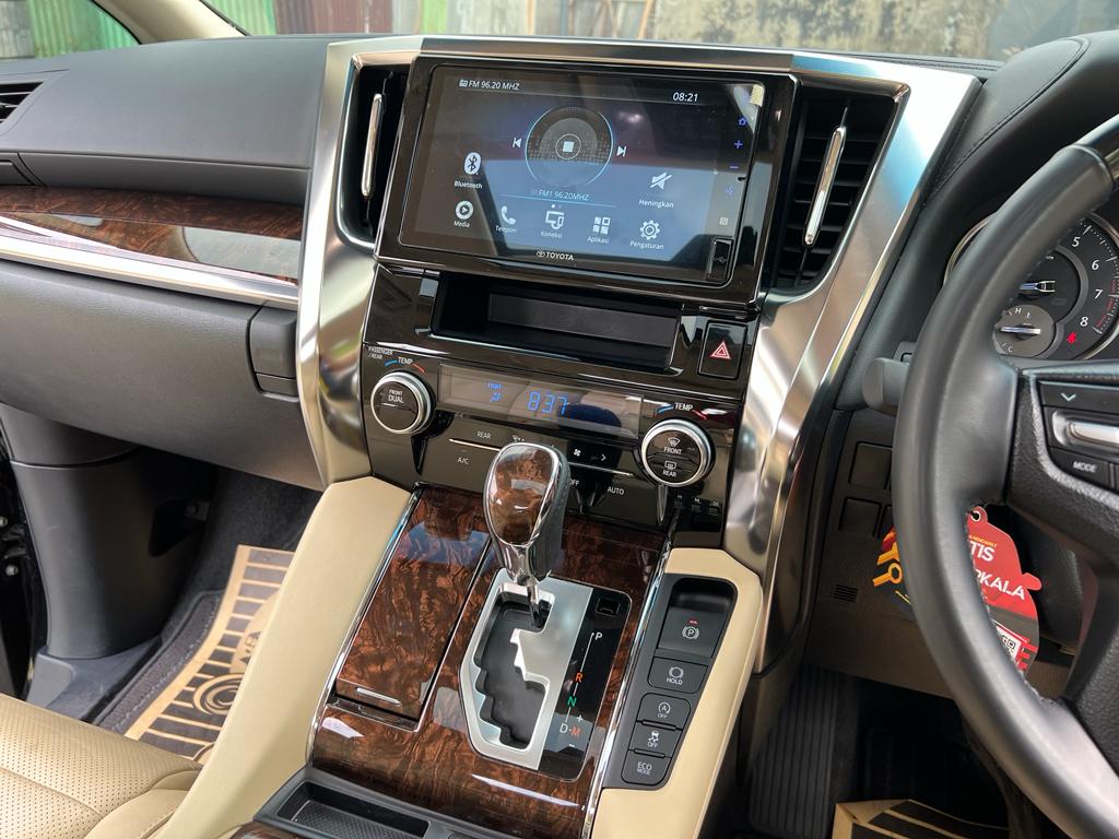 2022 Toyota Alphard 2022 Toyota Alphard