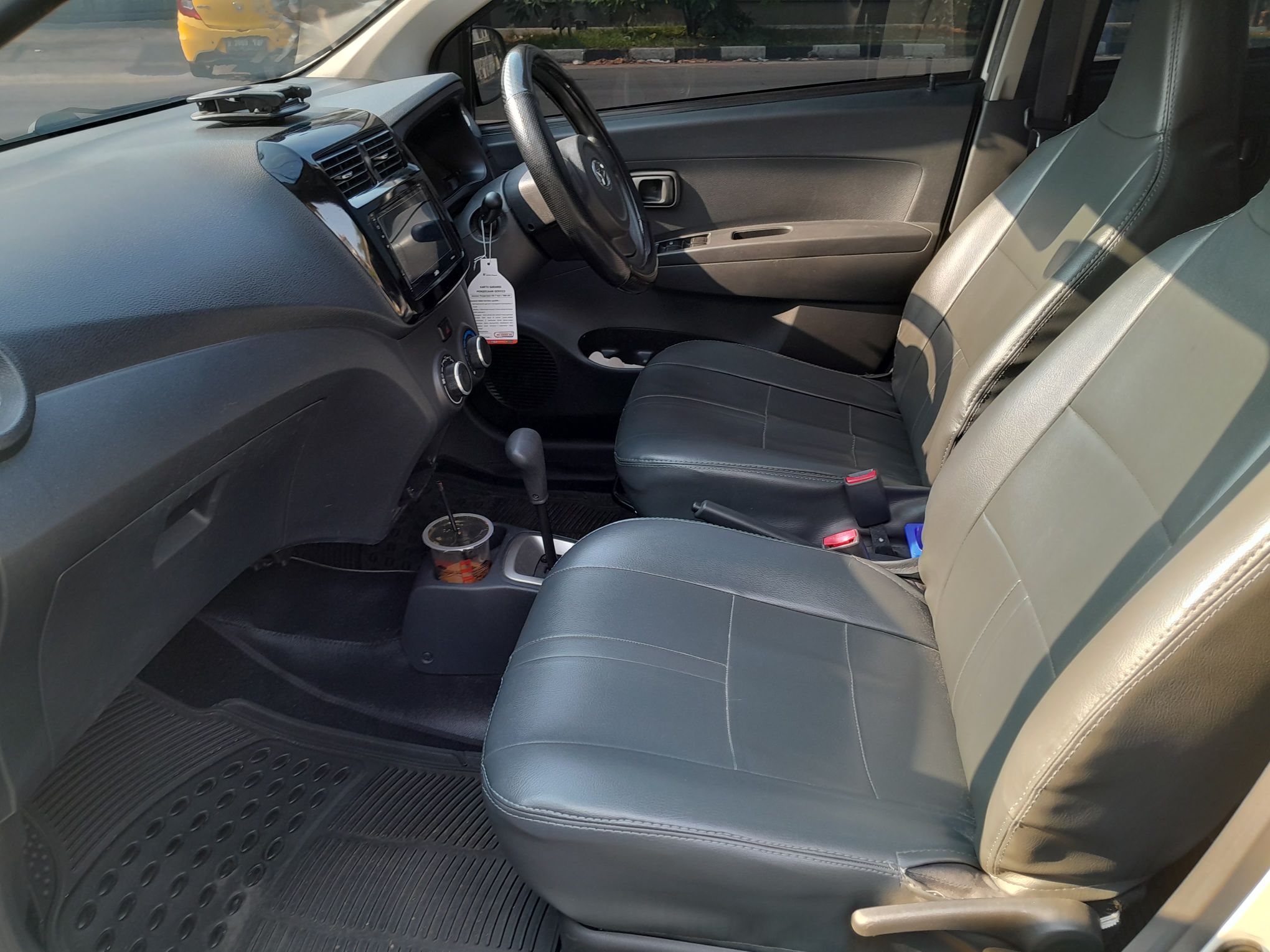 2015 Daihatsu Ayla 2015 Daihatsu Ayla