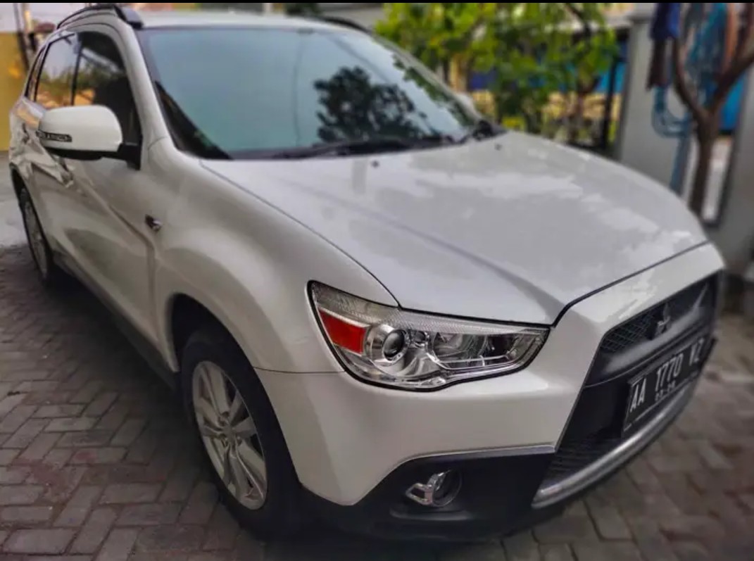 2012 Mitsubishi Outlander Sport 2012 Mitsubishi Outlander Sport