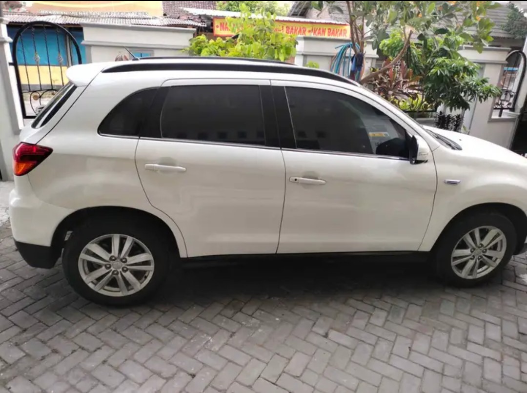 2012 Mitsubishi Outlander Sport 2012 Mitsubishi Outlander Sport