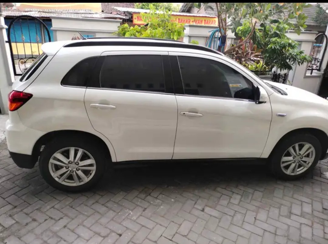 2012 Mitsubishi Outlander Sport 2012 Mitsubishi Outlander Sport