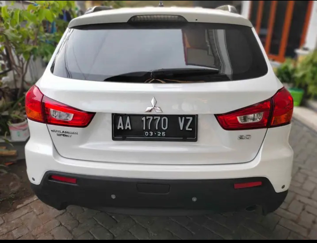 2012 Mitsubishi Outlander Sport 2012 Mitsubishi Outlander Sport