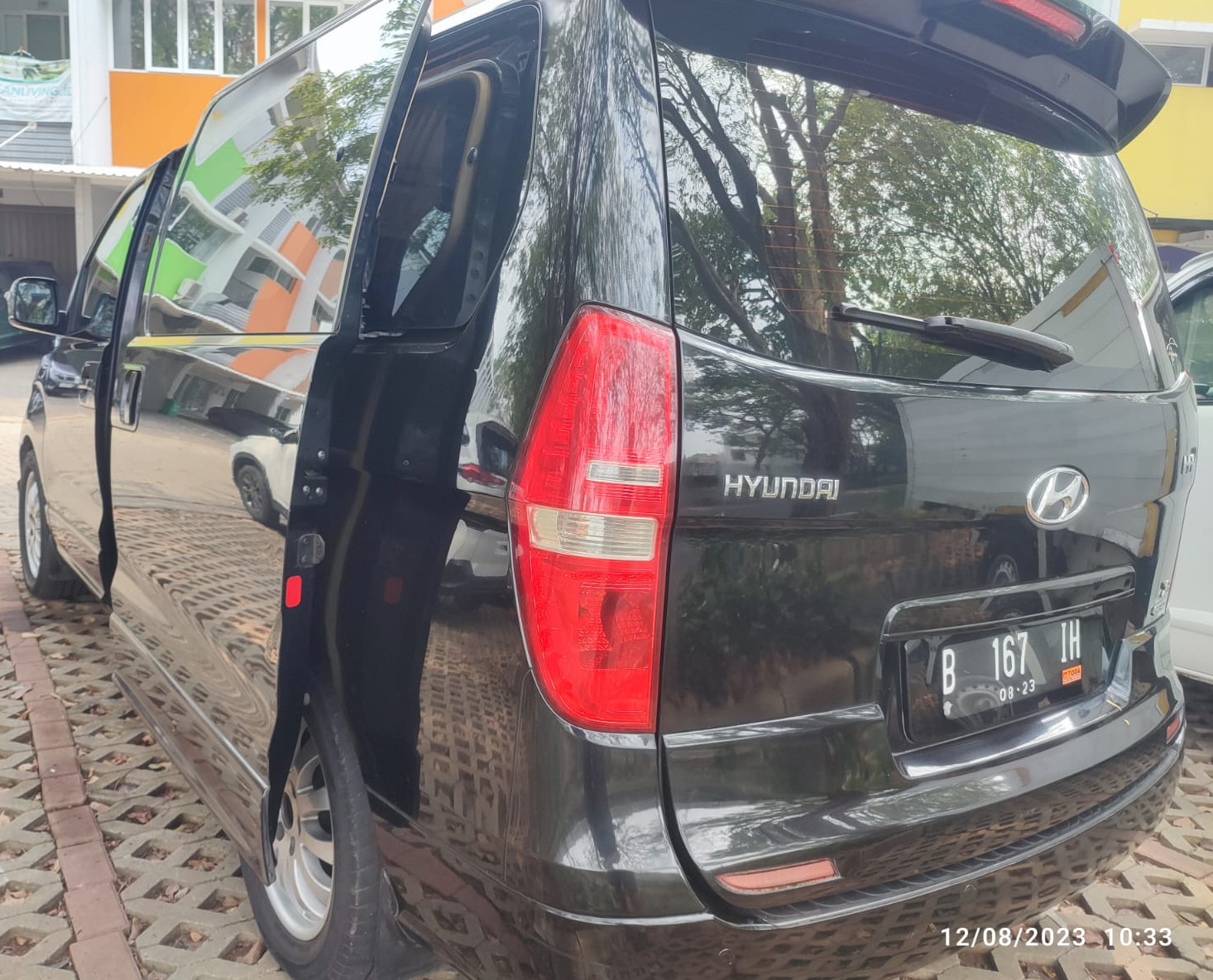 2013 Hyundai H1 2013 Hyundai H1