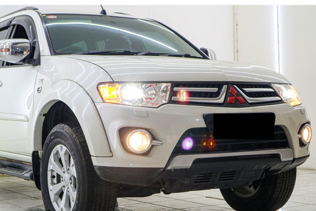 2014 Mitsubishi Pajero Sport 2014 Mitsubishi Pajero Sport