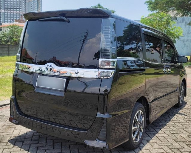 2017 Toyota Voxy 2017 Toyota Voxy