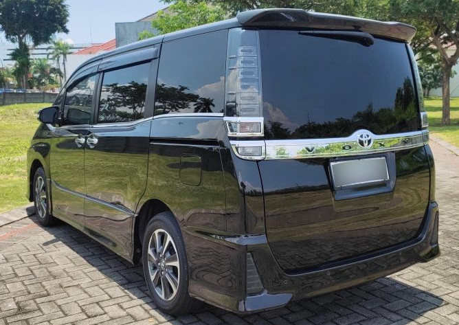 2017 Toyota Voxy 2017 Toyota Voxy