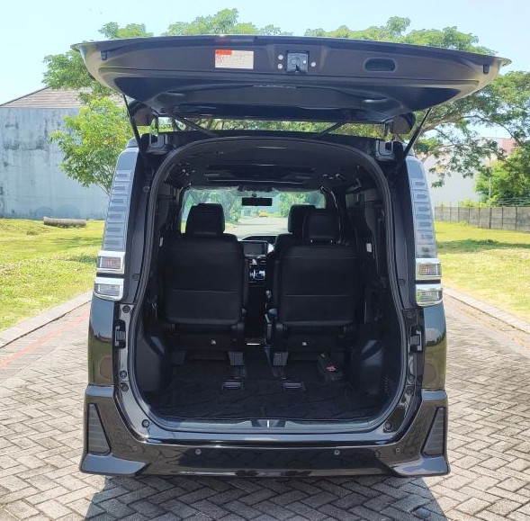 2017 Toyota Voxy 2017 Toyota Voxy