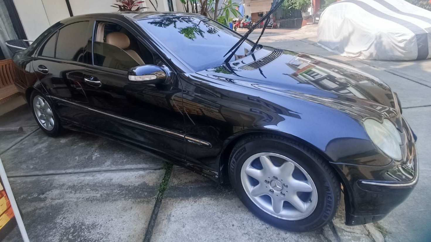 2003 Mercedes Benz C-Class Sedan 2003 Mercedes Benz C-Class Sedan