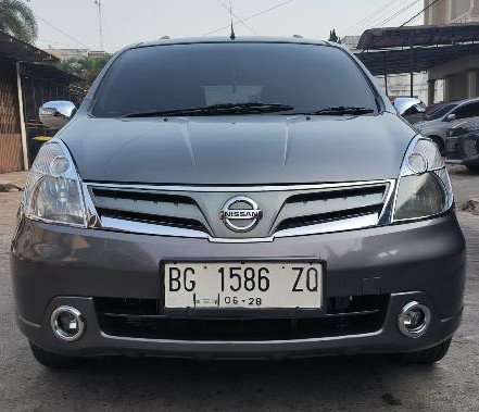 Second Hand 2013 Nissan Grand Livina Second Hand 2013 Nissan Grand Livina