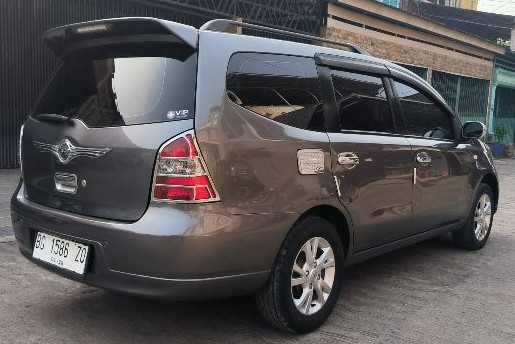 2013 Nissan Grand Livina 2013 Nissan Grand Livina