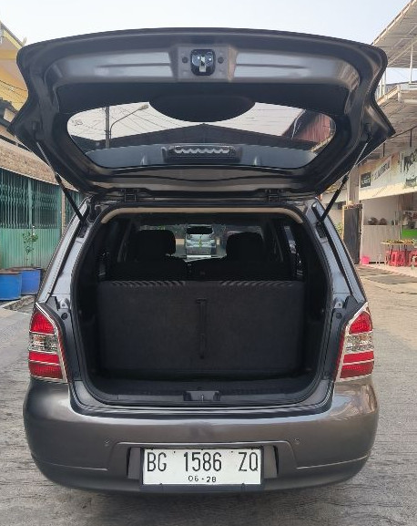 2013 Nissan Grand Livina 2013 Nissan Grand Livina