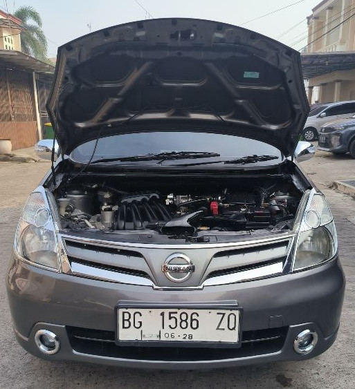 2013 Nissan Grand Livina 2013 Nissan Grand Livina