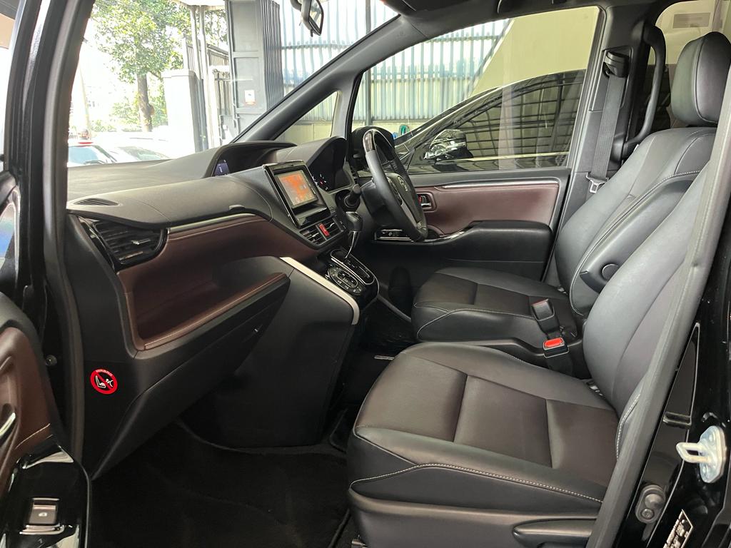 2018 Toyota Voxy 2018 Toyota Voxy