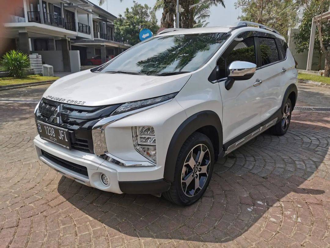 2022 Mitsubishi Xpander Cross 2022 Mitsubishi Xpander Cross