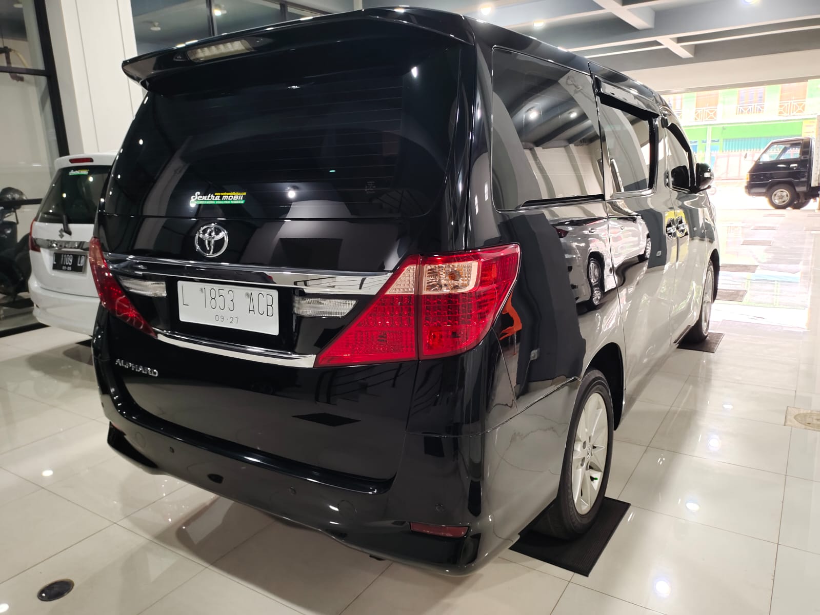 2012 Toyota Alphard 2012 Toyota Alphard