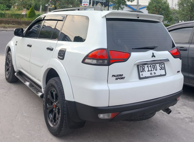 2013 Mitsubishi Pajero Sport 2013 Mitsubishi Pajero Sport