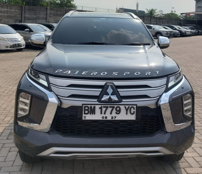2022 Mitsubishi Pajero 2022 Mitsubishi Pajero